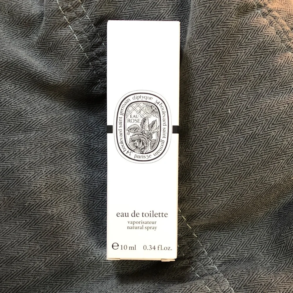 Diptyque Eau de Toilette with Black Cap - Picture 2 of 3